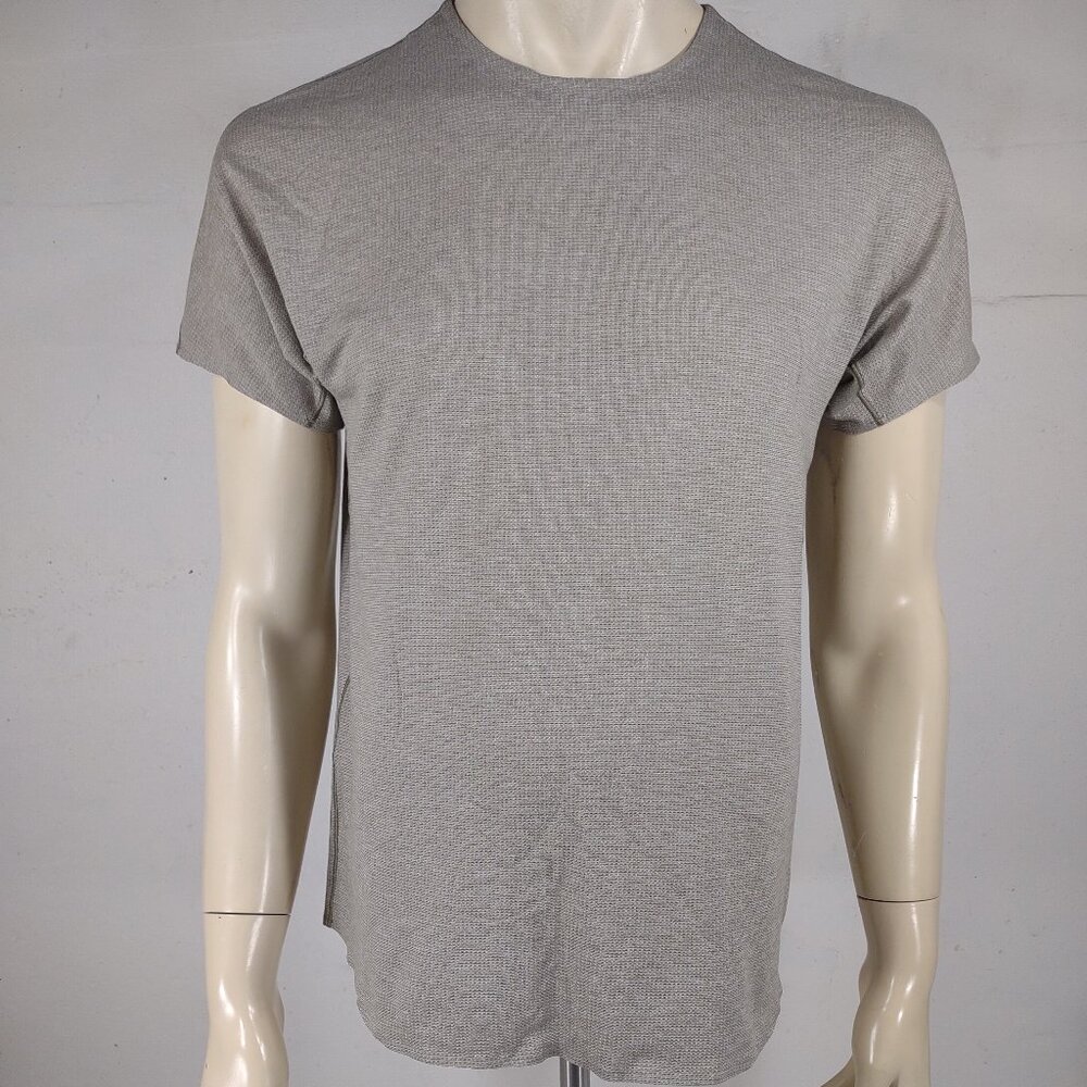 Lululemon Lab tan beige short sleeve crew neck base layer shirt mens Small